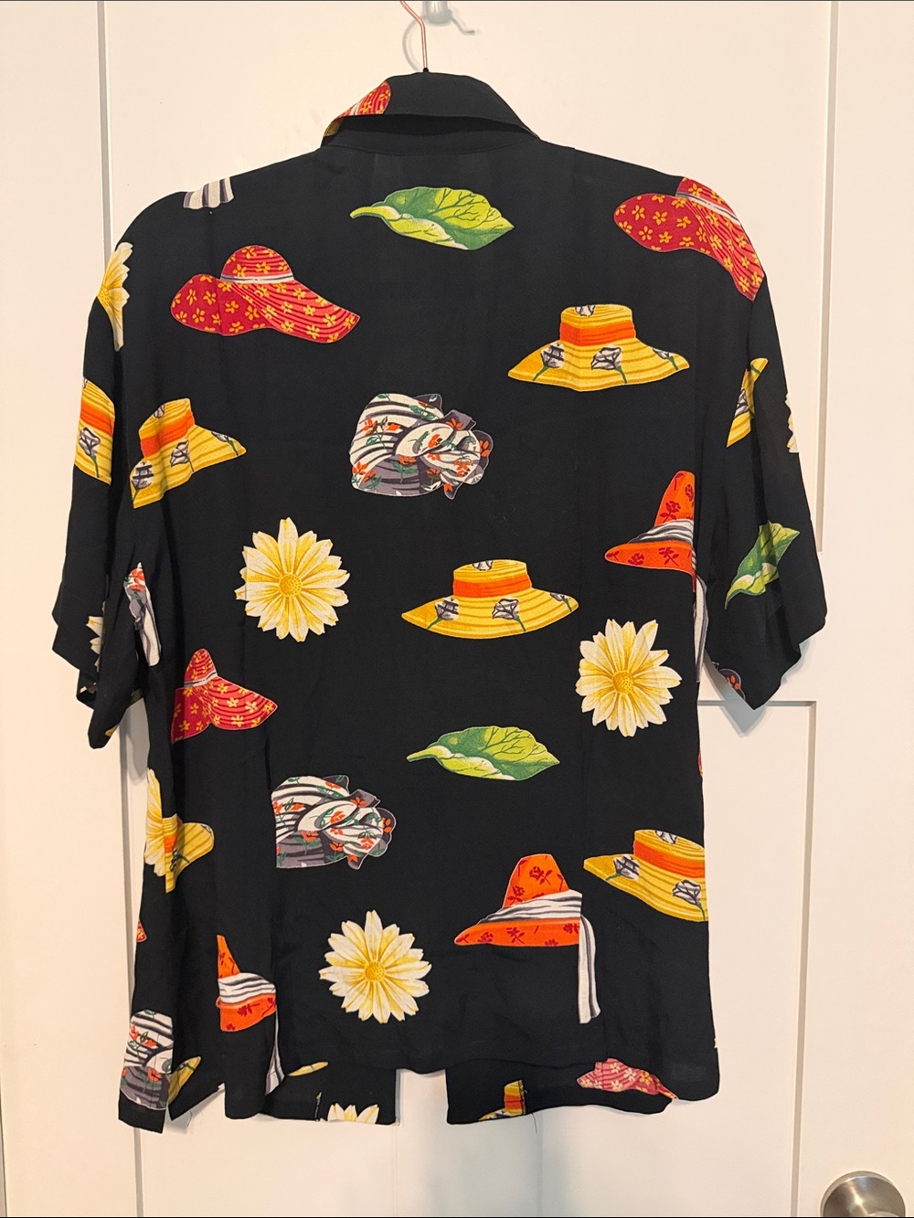 Black Short-Sleeve Button-Down Shirt with Yellow Floral & Multicolor Hat Print - Picture 5 of 8
